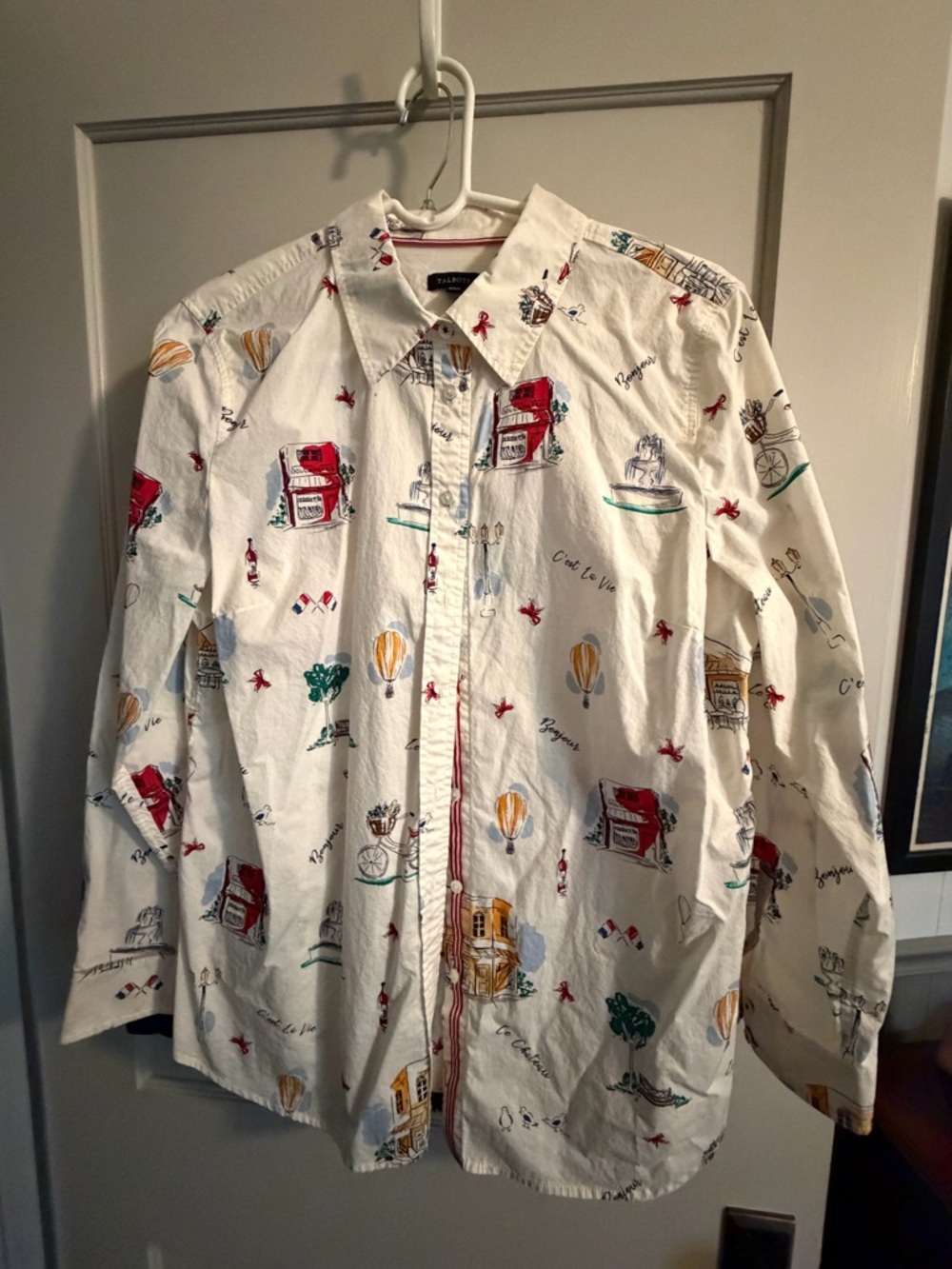Women’s White CottonLong-Sleeve Button-Up Shirt with Images of Paris